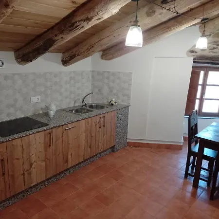 Casa Arza * Tríacastela