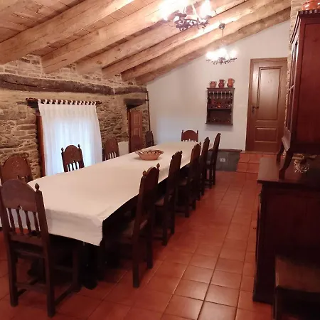 Casa Arza Apartment Tríacastela